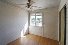 GARD (30) LE GRAU DU ROI (30340) à vendre Appartement 2 pièces de 36 m 2 avec petite vue Mer à rafraîchir.