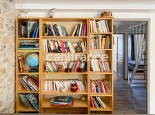 GARD (30) AIGUES-MORTES (30200) à vendre Immeuble mixte de 300 m 2 (1 grand local commercial et 3 appartements).