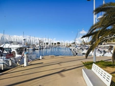 GARD (30) LE GRAU-DU-ROI (30240) à vendre fonds de commerce restaurant BAR Licence 4 en emplacement N°1.