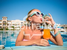 GARD (30) Le Grau-du-roi (30240) à vendre Murs et fonds de commerce Hôtel bureau -de 25 chambres piscine et parkings. 