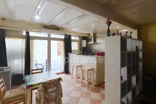 GARD (30) AIGUES−MORTES (30200) À Vendre Murs commerciaux de 115 m² + 34 m2 = 148 m2 libres d'occupant.