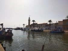 GARD (30) LE GRAU DU ROI (30240) RARE BAIL A CEDER local commercial 80 m 2 EMPLACEMENT N°1 RUE REDARES.