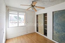 GARD (30) LE GRAU DU ROI (30340) à vendre Appartement 2 pièces de 36 m 2 avec petite vue Mer à rafraîchir.