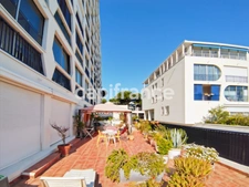 HERAULT (34) LA GRANDE−MOTTE (34280) for sale 3 room apartment of 91 m 2 and terrace of 120 m 2 + garage. 
