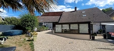 Virginie Masson – Capifrance vous propose cette maison en pierre de 92 m² pleine de charme, située à Seignelay, proche des commerces et des écoles.