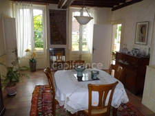 Maison à vendre 9 pièces BASSOU (89)