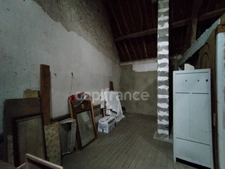 Virginie MASSON Capifrance vous propose en exclusivité - Chemilly-sur-Yonne – Maison de caractère 130m² avec jardin, garage et dépendance