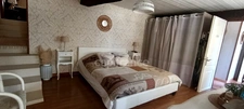 Virginie Masson – Capifrance vous propose cette maison en pierre de 92 m² pleine de charme, située à Seignelay, proche des commerces et des écoles.