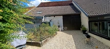 Virginie Masson – Capifrance vous propose cette maison en pierre de 92 m² pleine de charme, située à Seignelay, proche des commerces et des écoles.