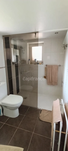 Maison à vendre 9 pièces BASSOU (89)