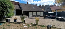 Virginie Masson – Capifrance vous propose cette maison en pierre de 92 m² pleine de charme, située à Seignelay, proche des commerces et des écoles.