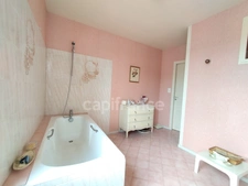 Virginie MASSON Capifrance vous propose en exclusivité - Chemilly-sur-Yonne – Maison de caractère 130m² avec jardin, garage et dépendance