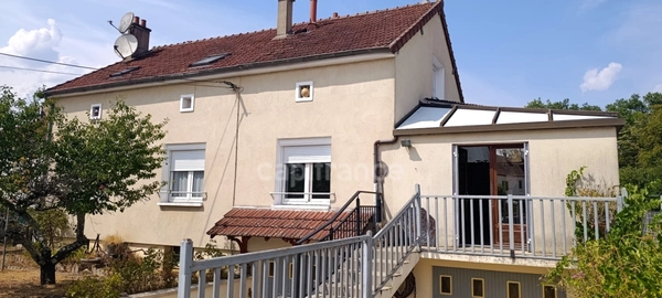 Virginie MASSON Capifrance vous propose à CHABLIS - maison de 150m² environ - 4 chambres - sous sol