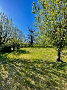 Terrain constructible 820 m² – Saint-Étienne-de-Tulmont (82410)