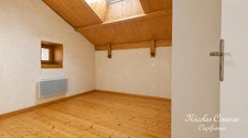 Maison rénovée  – 127 m² – 3 chambres – Terrain clos de 900 m²