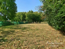 Maison rénovée  – 127 m² – 3 chambres – Terrain clos de 900 m²
