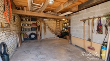Maison à rénover avec jardin – Beau potentiel – Chauray (79180)