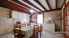 À vendre à Sauzé-Vaussais : Lot de deux maisons mitoyennes à rénover