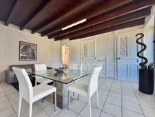 MAISON MITOYENNE DE 50 M2, TERRAIN DE 86 M2, UNE CHAMBRE ET UN BUREAU, FIBRE, DOUBLE VITRAGE DE 2009, TOUT-À-L'ÉGOUT, COUVERTURE DE 2010, UN GRENIER de 30 M2, TF 152€