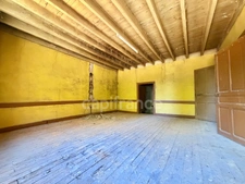 MAISON EN PIERRE MITOYENNE, 142 M2, 235 M2 DE TERRAIN + 2260 M2 DE TERRAIN DÉPORTÉ, ENTIÈREMENT À RÉNOVER, CAVES