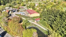 BÂTIMENTS INDUSTRIELS DE 1 815 M², TERRAIN DE 10 353 M², BUREAU DE 40 M², FIBRE OPTIQUE, 2 ACCÈS POIDS LOURDS, RÉSERVE INCENDIE DE 300 M³, TRANSFORMATEUR PRIVÉ 380 V
