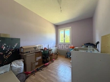 MAISON DE 110 M2, TERRAIN CLOS ET ARBORÉ 1000 M2, 4 CHAMBRES, 1 BUREAU, TOUT-À-L'ÉGOUT, FIBRE OPTIQUE, TF 615€, DOUBLE VITRAGE PVC + VR ÉLECTRIQUE + MOUSTIQUAIRES