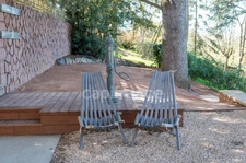 Fully renovated 255 m² bourgeois house, enclosed and wooded grounds of 4,303 m² (with space for a swimming pool), 3 garages, terrace, jacuzzi