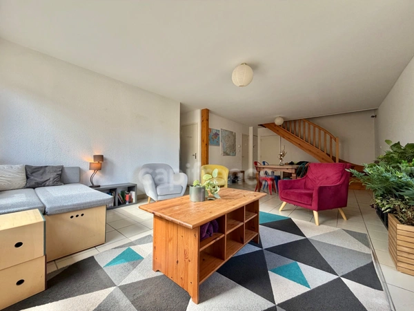 DUPLEX DE 109 M2, 4 CHAMBRES, UN GARAGE DE 26 M2, UN PARKING, FIBRE OPTIQUE, PIÈCE DE VIE DE 36 M2