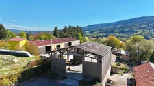 BÂTIMENTS INDUSTRIELS DE 1 815 M², TERRAIN DE 10 353 M², BUREAU DE 40 M², FIBRE OPTIQUE, 2 ACCÈS POIDS LOURDS, RÉSERVE INCENDIE DE 300 M³, TRANSFORMATEUR PRIVÉ 380 V