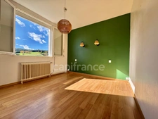 MAISON MITOYENNE 115 M2, TERRAIN CLOS DE 588 M2, 3 CHAMBRES DONT UNE AVEC DRESSING, BUREAU, TERRASSE DE 30 M2, TERRASSE COUVERTE DE 50 M2, CAR PORT, FIBRE, POMPE À CHALEUR, CHARPENTE/COUVERTURE OK