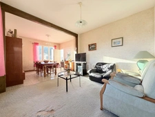 MAISON 70 M2, 2 CHAMBRES, TERRAIN CLOS ET ARBORÉ DE 1 425 M2, VUE DÉGAGÉE, CALME, DOUBLE GARAGE, CAVE, DOUBLE VITRAGE PVC, CHARPENTE/COUERTURE OK, TF 328€