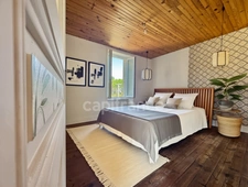 MAISON MITOYENNE DE 50 M2, TERRAIN DE 86 M2, UNE CHAMBRE ET UN BUREAU, FIBRE, DOUBLE VITRAGE DE 2009, TOUT-À-L'ÉGOUT, COUVERTURE DE 2010, UN GRENIER de 30 M2, TF 152€