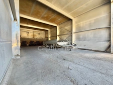 BÂTIMENTS INDUSTRIELS DE 1 815 M², TERRAIN DE 10 353 M², BUREAU DE 40 M², FIBRE OPTIQUE, 2 ACCÈS POIDS LOURDS, RÉSERVE INCENDIE DE 300 M³, TRANSFORMATEUR PRIVÉ 380 V
