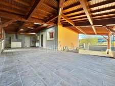 MAISON MITOYENNE 115 M2, TERRAIN CLOS DE 588 M2, 3 CHAMBRES DONT UNE AVEC DRESSING, BUREAU, TERRASSE DE 30 M2, TERRASSE COUVERTE DE 50 M2, CAR PORT, FIBRE, POMPE À CHALEUR, CHARPENTE/COUVERTURE OK