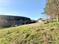 MAISON 70 M2, 2 CHAMBRES, TERRAIN CLOS ET ARBORÉ DE 1 425 M2, VUE DÉGAGÉE, CALME, DOUBLE GARAGE, CAVE, DOUBLE VITRAGE PVC, CHARPENTE/COUERTURE OK, TF 328€