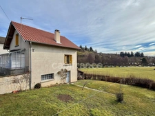 MAISON DE 75 M2 À RÉNOVER, TERRAIN CLOS DE 422 M2, 2 CHAMBRES, TOITURE DE 2024, GARAGE, TOUT-À-L'ÉGOUT