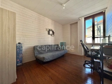 APPARTEMENT 61 M2, 2 CHAMBRE, COUR DE 80 M2, GARAGE, FIBRE OPTIQUE, DOUBLE VITRAGE + VOLETS ROULANTS, CAVE DE 31 M2, FAIBLE CHARGES DE COPROPRIÉTÉ