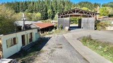 BÂTIMENTS INDUSTRIELS DE 1 815 M², TERRAIN DE 10 353 M², BUREAU DE 40 M², FIBRE OPTIQUE, 2 ACCÈS POIDS LOURDS, RÉSERVE INCENDIE DE 300 M³, TRANSFORMATEUR PRIVÉ 380 V