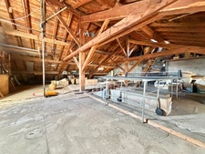 MAISON DE VILLAGE DE 185 M2 À RÉNOVER, 6 CHAMBRES, TERRAIN DÉPORTÉ DE 208 M2, COMBLES AMÉNAGEABLES DE 120 M2, FIBRE OPTIQUE, GARAGE, ATELIER, CAVE VOÛTÉE, TOUT-À-LÉGOUT, TF 182€