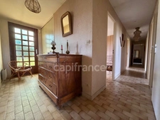 MAISON PLAIN-PIED DE 135 M2, TERRAIN ARBORÉ DE 5 675 M2, 4 CHAMBRES, DÉPENDANCES, VUE DÉGAGÉE, FIBRE, TF 547€, PUITS, MARE, FOUR À PAIN