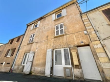 IMMEUBLE DE RAPPORT DE 205 M2, PROCHE CENTRE VILLE, 3 APPARTEMENTS RÉNOVÉS ET LOUÉS, TYPES T3, 20 880€/AN SOIT 11,29% DE RENTABILITÉ BRUT, FIBRE OPTIQUE