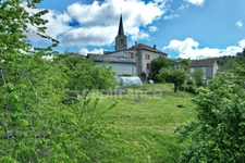 MAISON DE VILLAGE DE 110 M2, TERRAIN DE 3 476 M2, 4 CHAMBRES, DOUBLE GARAGE DE 62 M2, GARAGE, ATELIERS, CAVE VOÛTÉE, TF 251€