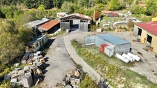 BÂTIMENTS INDUSTRIELS DE 1 815 M², TERRAIN DE 10 353 M², BUREAU DE 40 M², FIBRE OPTIQUE, 2 ACCÈS POIDS LOURDS, RÉSERVE INCENDIE DE 300 M³, TRANSFORMATEUR PRIVÉ 380 V