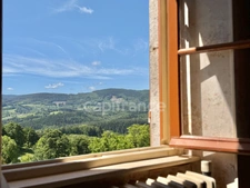 MAISON DE VILLAGE DE 110 M2, TERRAIN DE 3 476 M2, 4 CHAMBRES, DOUBLE GARAGE DE 62 M2, GARAGE, ATELIERS, CAVE VOÛTÉE, TF 251€