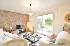Maison à vendre 8 pièces PUJOLS (47)