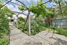  SAINTE LIVRADE SUR LOT (47) Maison de village pleine de charme au cœur de Sainte-Livrade-sur-Lot 4 pièces 