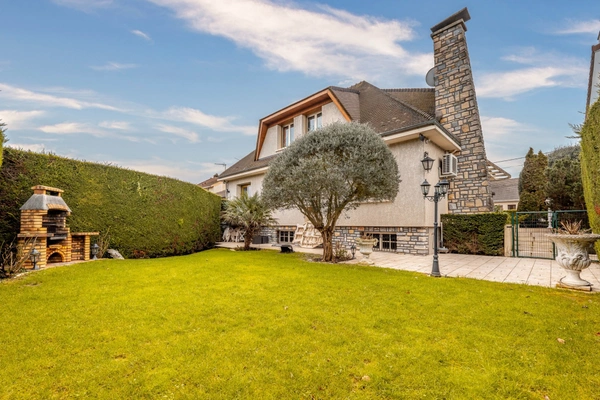 Maison à vendre 7 pièces PARAY VIEILLE POSTE (91) - Sous-sol - Terrain 730m²