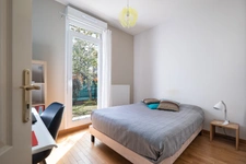 MORSANG SUR ORGE Appartement 4 pièces de 95m² - jardin de 279m² - 3 parkings dont un box double.