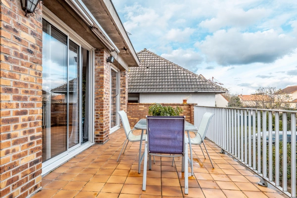 Maison à vendre 8 pièces RIS ORANGIS (91)