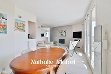 Dpt Essonne (91), à vendre VIRY CHATILLON appartement T5 avec box en sous-sol